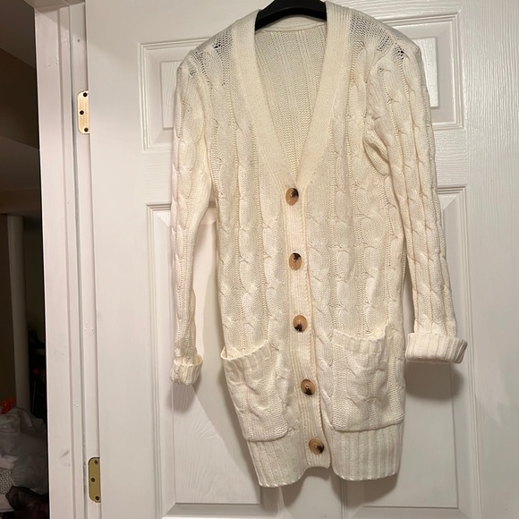 NWOT cream v neck button down cardigan - Picture 1 of 3